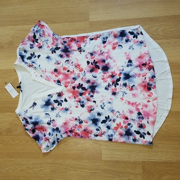 RW&CO white short sleeve floral print blouse small NWT - Picture 1 of 10